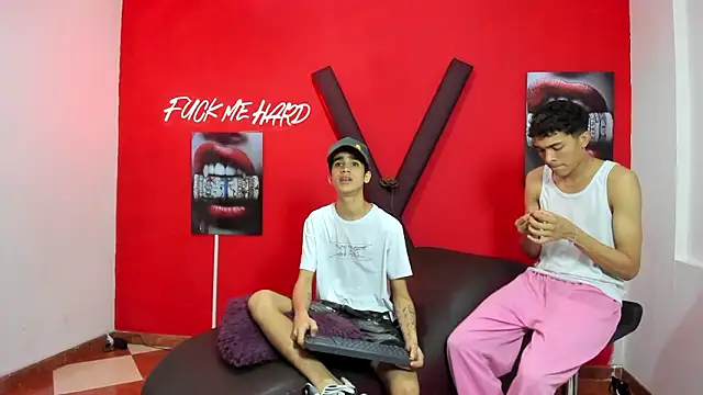 SKYN MAN online show from March 15, 3:08 am