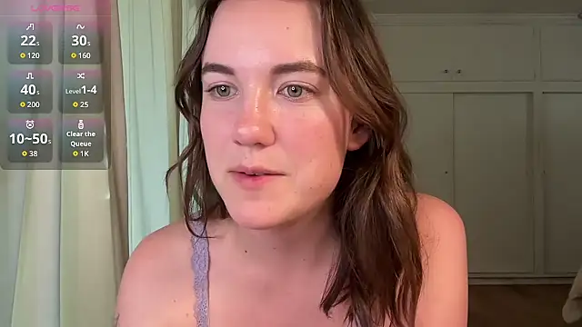 summerxo online show from March 16, 1:08 am