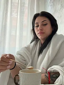 LunaSerenaX online show from March 27, 8:37 am