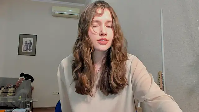 MaryannSofts online show from March 12, 3:48 pm