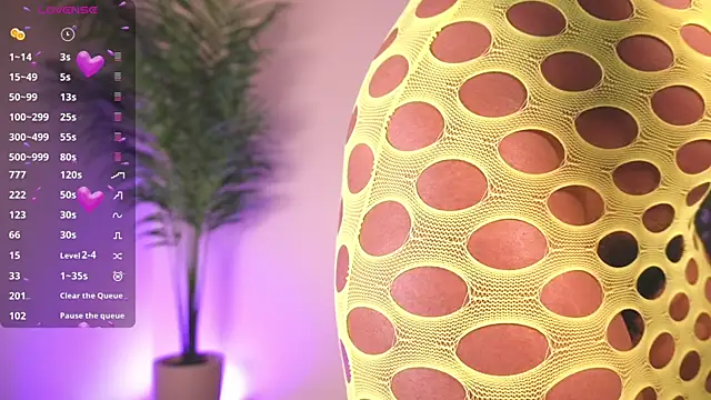 SoyJuliana 19 online show from April 19, 3:28 am