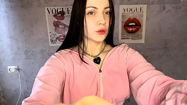 MoonVelour online show from March 12, 12:08 pm