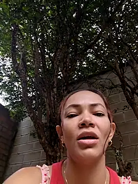 hiddendesire03 online show from August 5, 3:29 pm