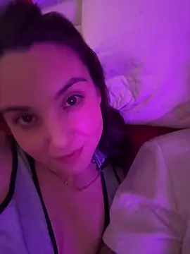 Magentavixen21 online show from March 8, 3:21 am