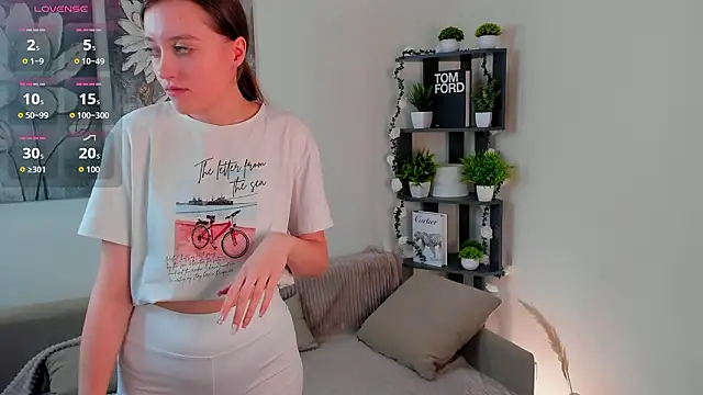 EsterCristofori online show from March 11, 2:49 am