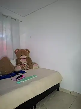 Foxylisaflores online show from April 28, 12:42 pm