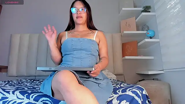 Hilary Miller  online show from March 9, 8:34 pm