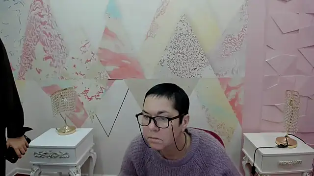 Lidia annu online show from March 11, 10:30 am