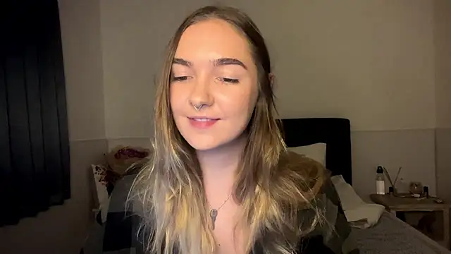 RoxyWet online show from July 26, 2:58 pm