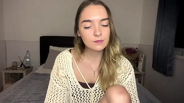 RoxyWet online show from July 30, 3:24 pm