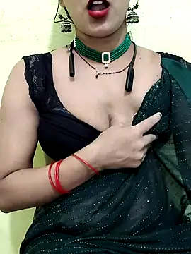Hot lady234 online show from July 3, 4:24 pm