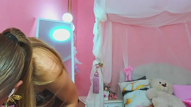 MilaLewi online show from August 1, 1:51 am