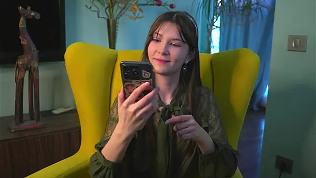 EuraButscher online show from March 13, 1:12 pm