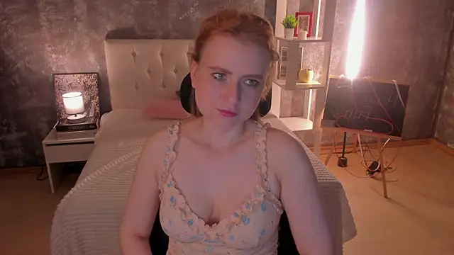 Shiny Liss online show from June 28, 1:34 am