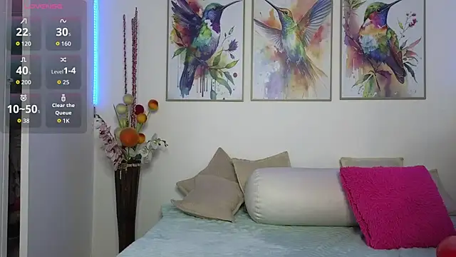 IsaSkinny online show from June 22, 6:49 pm