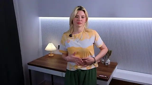 BeeKoci online show from March 23, 5:19 pm