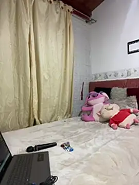 chloe evans0 online show from July 30, 1:50 am