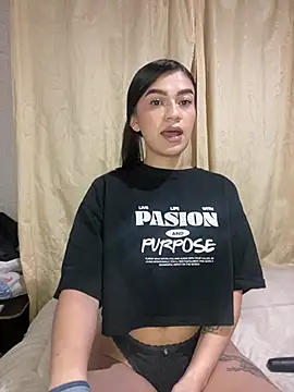 chloe evans0 online show from July 29, 12:54 am