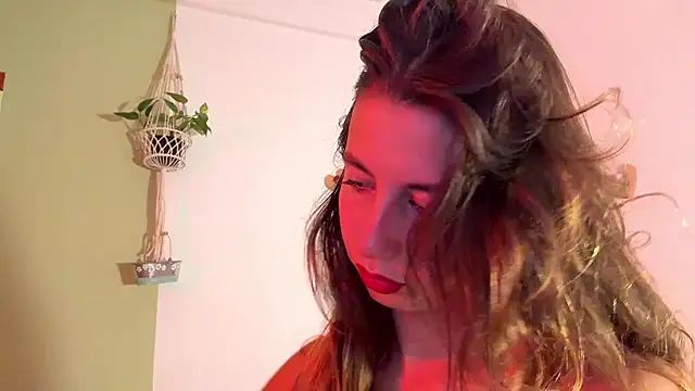 Julieta Jol online show from July 3, 2:45 pm