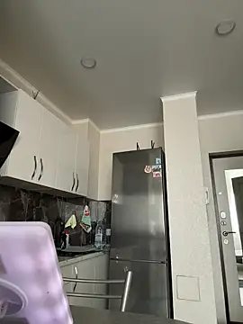 SandraJoseph online show from March 27, 7:43 am