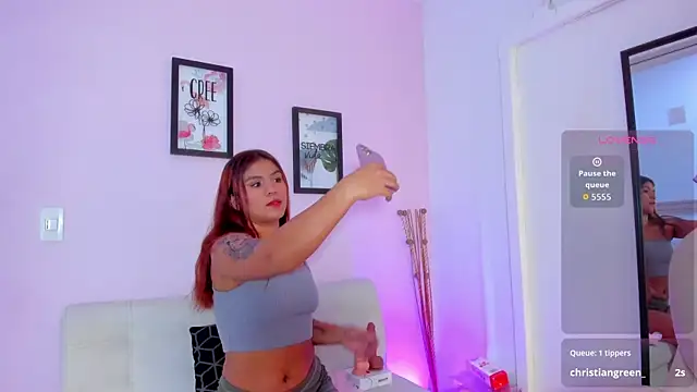 lovely kristal online show from August 3, 11:38 am