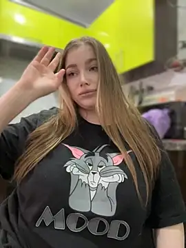 milana millka online show from April 10, 11:38 am