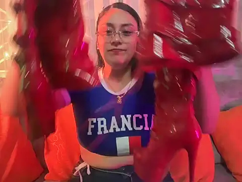 CristalZafiro online show from July 14, 2:11 pm