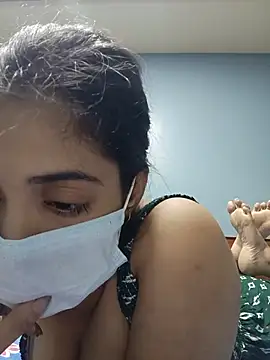 sanayabose7 online show from July 29, 9:42 am