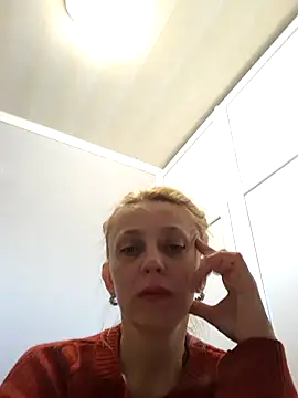 MiaLove183 online show from April 5, 8:57 am