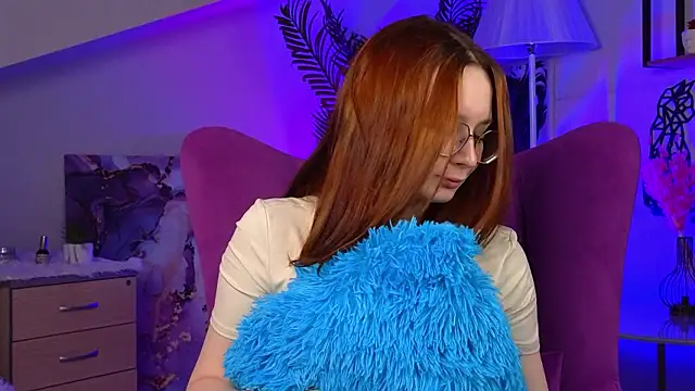 ShylaWelk online show from March 23, 3:51 pm