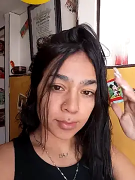 baby-skinnd online show from March 26, 3:03 pm