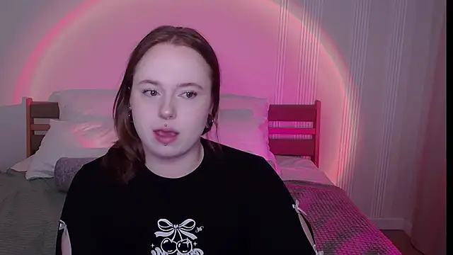 SelenaLily online show from March 25, 4:10 pm