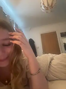 Gffggggdded online show from August 5, 5:52 pm