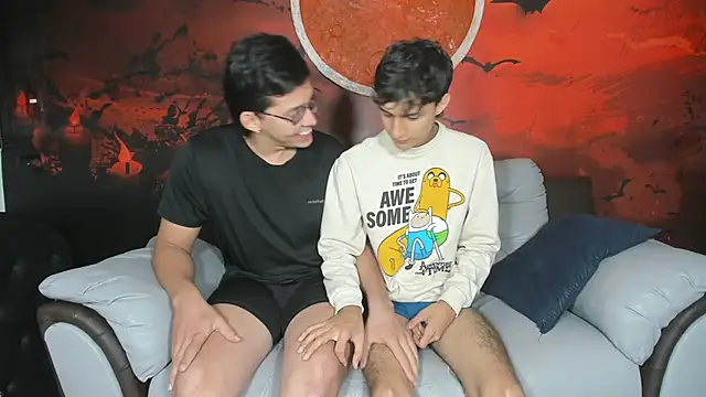 Versatilboys  online show from March 26, 8:43 pm