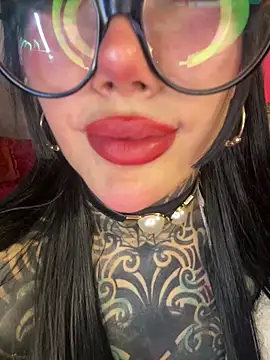 Musedreams online show from April 8, 1:19 am