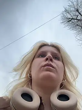 Flora StallSecrets online show from April 3, 12:58 pm