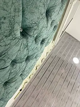 Milk lee7 online show from April 10, 6:52 am