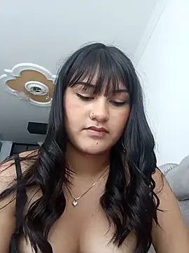 Nicky77  online show from April 14, 8:53 pm