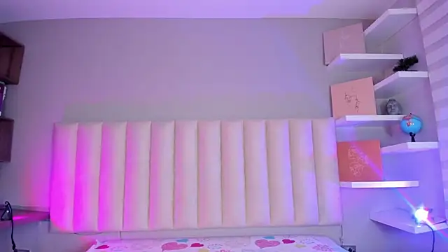 Cherry bom1 online show from April 7, 4:14 am