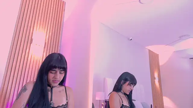 GabbyStone  online show from April 17, 1:13 pm