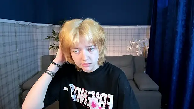 Star Bee online show from April 11, 9:13 am