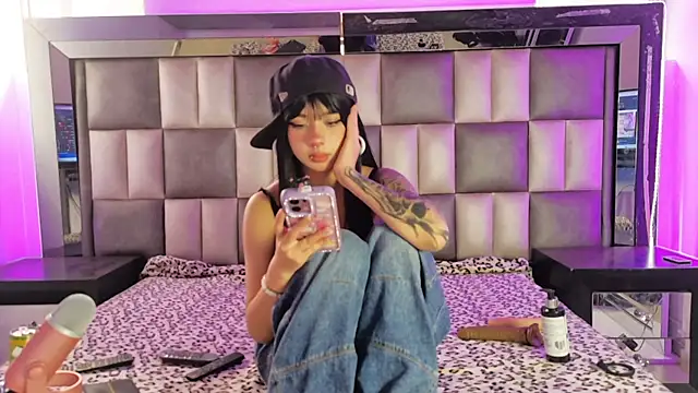 Angely js online show from July 29, 3:56 pm