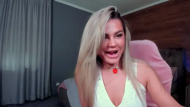 carry radient online show from April 15, 2:28 pm