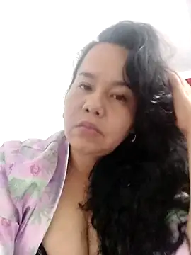 Fernanda Bali online show from April 17, 3:52 am