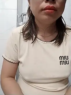 Cong2211 online show from April 16, 10:23 pm