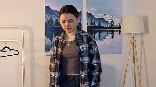 HienPolemeni online show from April 18, 7:22 am