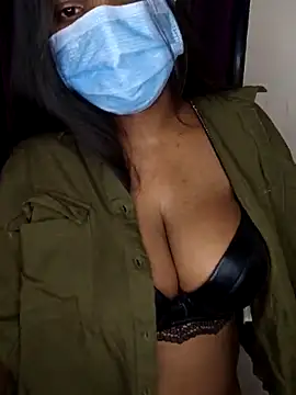 brownbeautyAnu0 online show from April 17, 7:16 pm