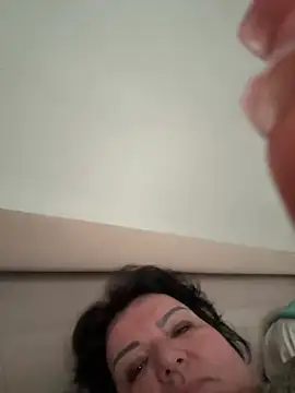 curvymilfmicha online show from July 6, 7:38 pm