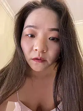 xiaochengzi505 online show from April 28, 3:54 am