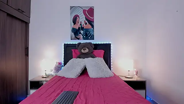 alana greey  online show from July 23, 1:52 pm